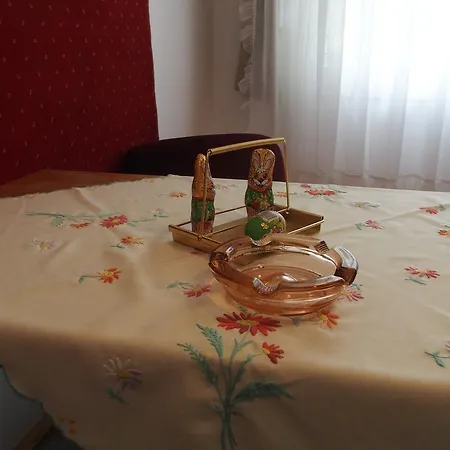 בית הארחה Szeplak Apartman גיולה